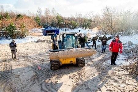 VENTSPILĪ :SVINĪGI UZSĀKTA PLUDMALES VOLEJBOLA STADIONA BŪVNIECĪBA