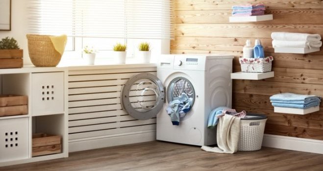 Kompaktā veļas mazgāšanas istaba: septiņi padomi telpas labiekārtojumam