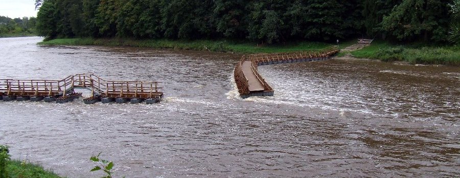 Ogres novada pašvaldība gatavojas būvēt divus iekārtos tiltus pār Ogres upi
