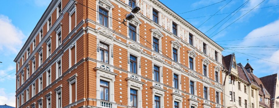 Atjaunotajā namā Rīgā, Lāčplēša ielā 13, pārdoti 30% dzīvokļu