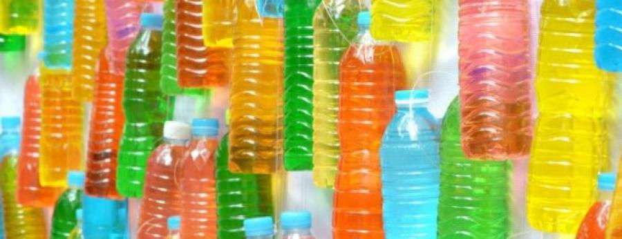 VIDEO Neparastas idejas, kā izmantot plastmasas pudeles.