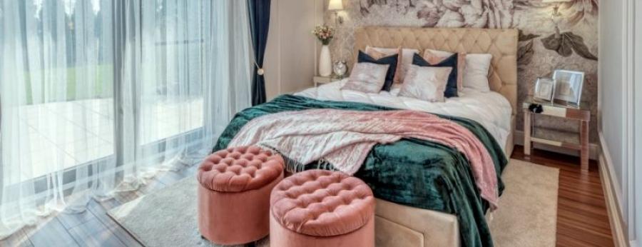 VIDEO  Idejas romantiskai guļamistabai. Palīdzēs apdare, mēbeles, tekstils