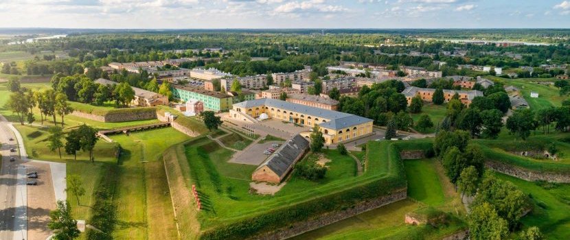 Daugavpils novadā par 1,6 miljoniem eiro renovē sociālo pakalpojumu centru un izbūvē sociālos dzīvokļus