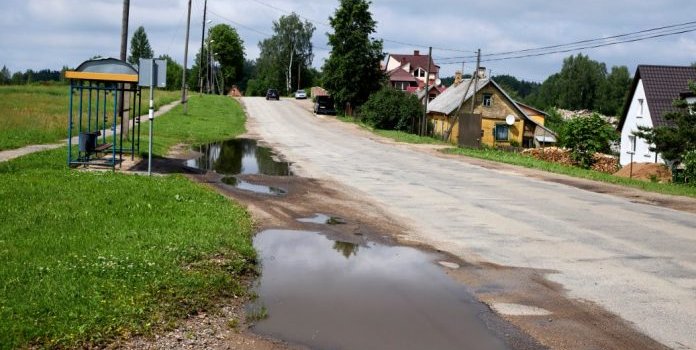 Rīgas ielu Rēzeknē par diviem miljoniem eiro remontēs Ceļi un tilti