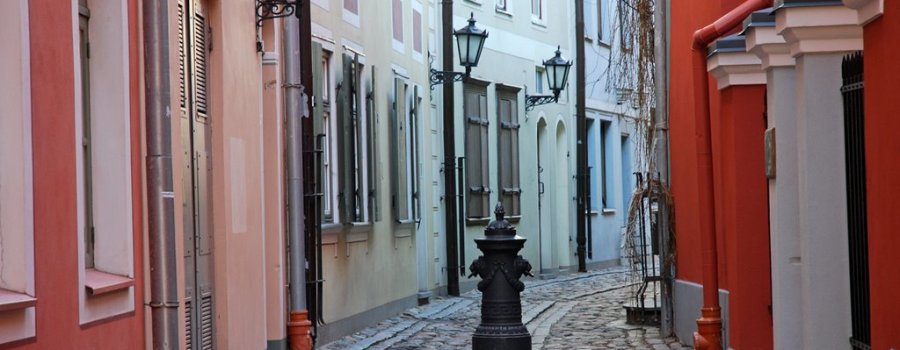 Rīgā šogad atjauno ietves divreiz vairāk nekā pērn